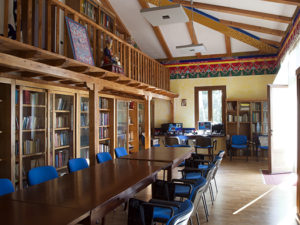LIBRARY TALKS, #racconti in #biblioteca (dal 4 agosto al 1° settembre – Sala della biblioteca di #Merigar )